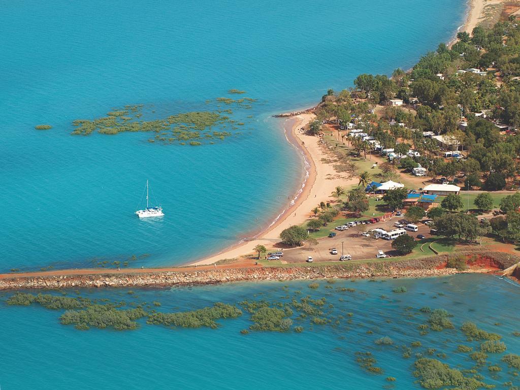 Oaks Broome Hotel Bagian luar foto